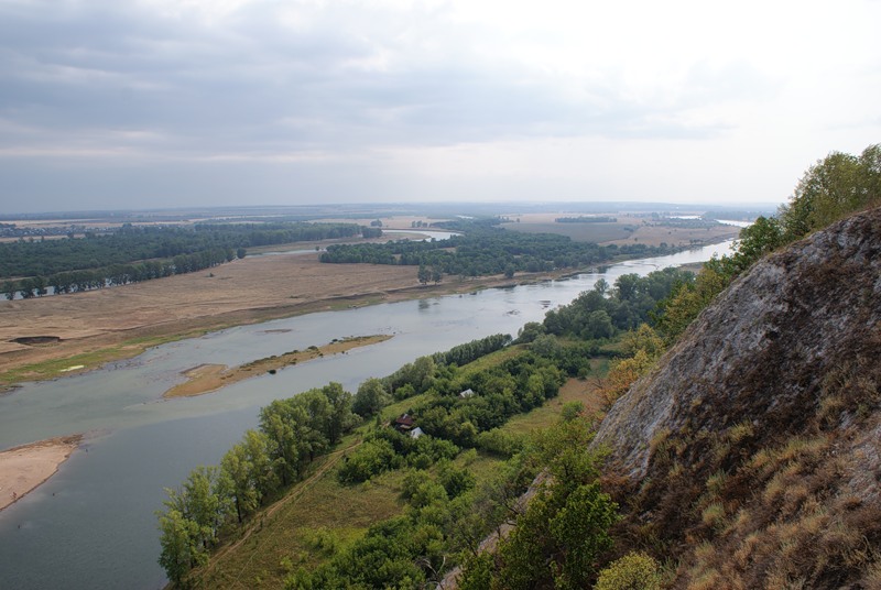 Река белая впадает. Белая (приток Камы) реки Башкортостана. Река белая приток Камы. Вятка приток Камы. Устье реки Вятка.